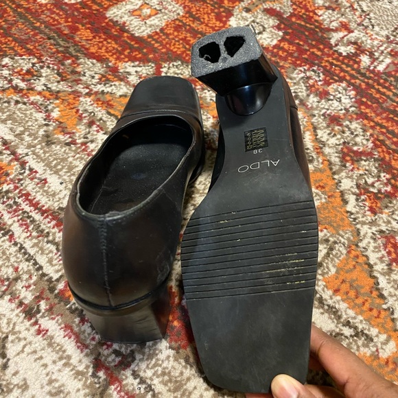 ALDO Vintage 2000s Black Square Heel - Picture 4 of 5